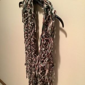 2/$15 Steve Madden infinity scarf